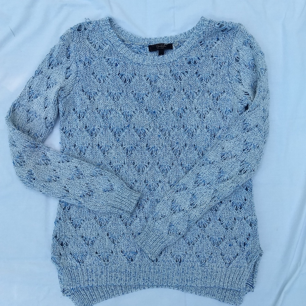Jessica Simpson blue and cream sweater